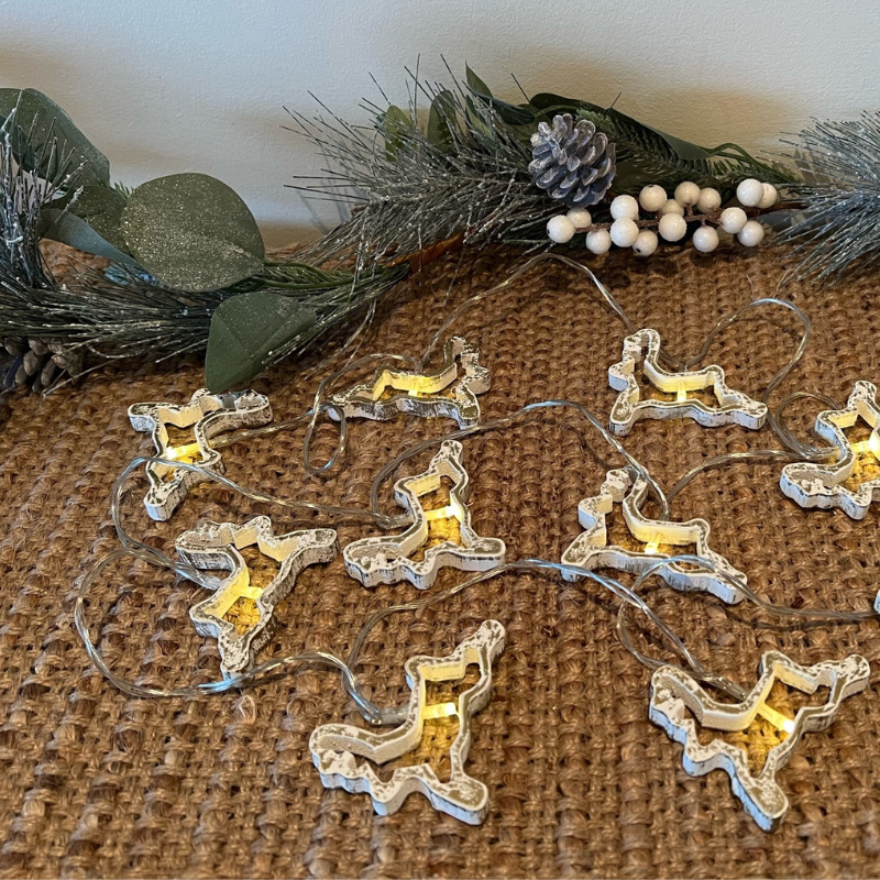 Whitewash / gold timber deer garland LED